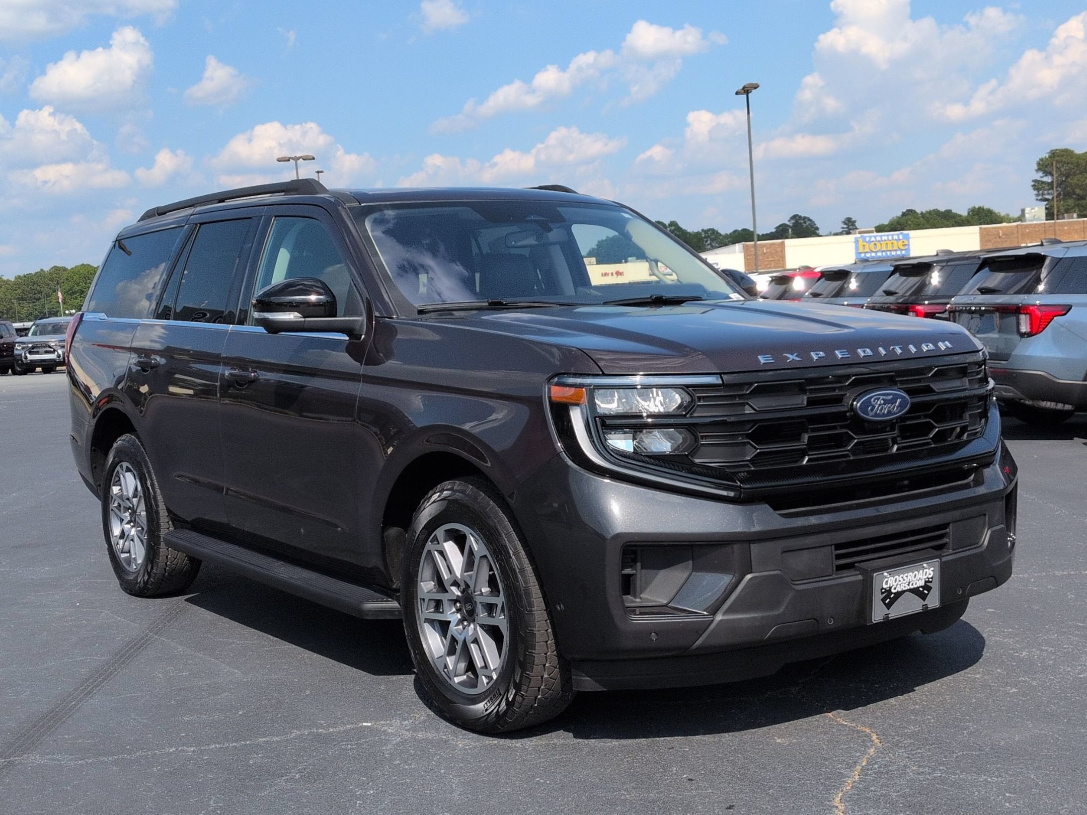 2025 Ford Expedition Active