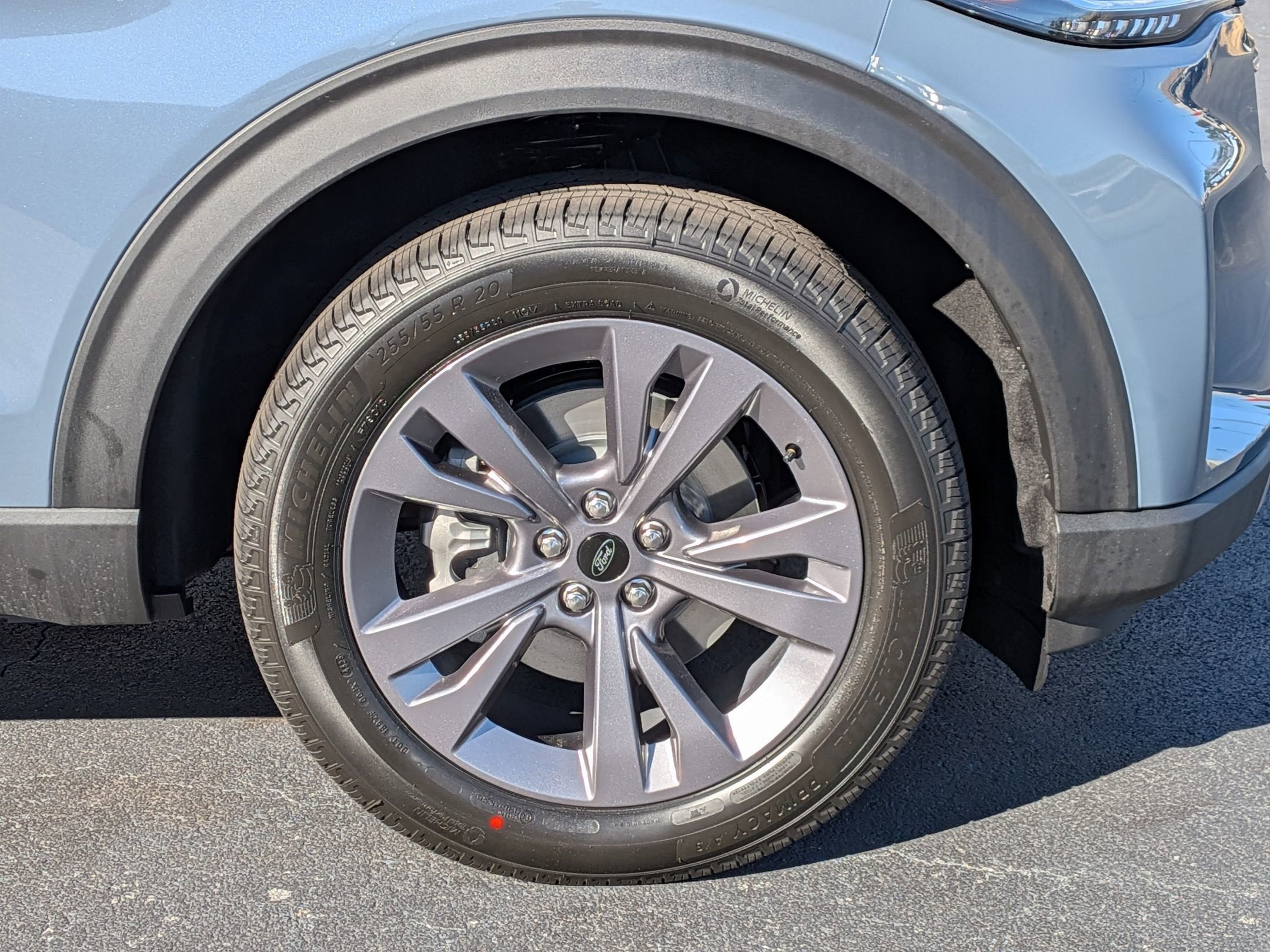 2026 Ford Explorer Active w/100A Pkg