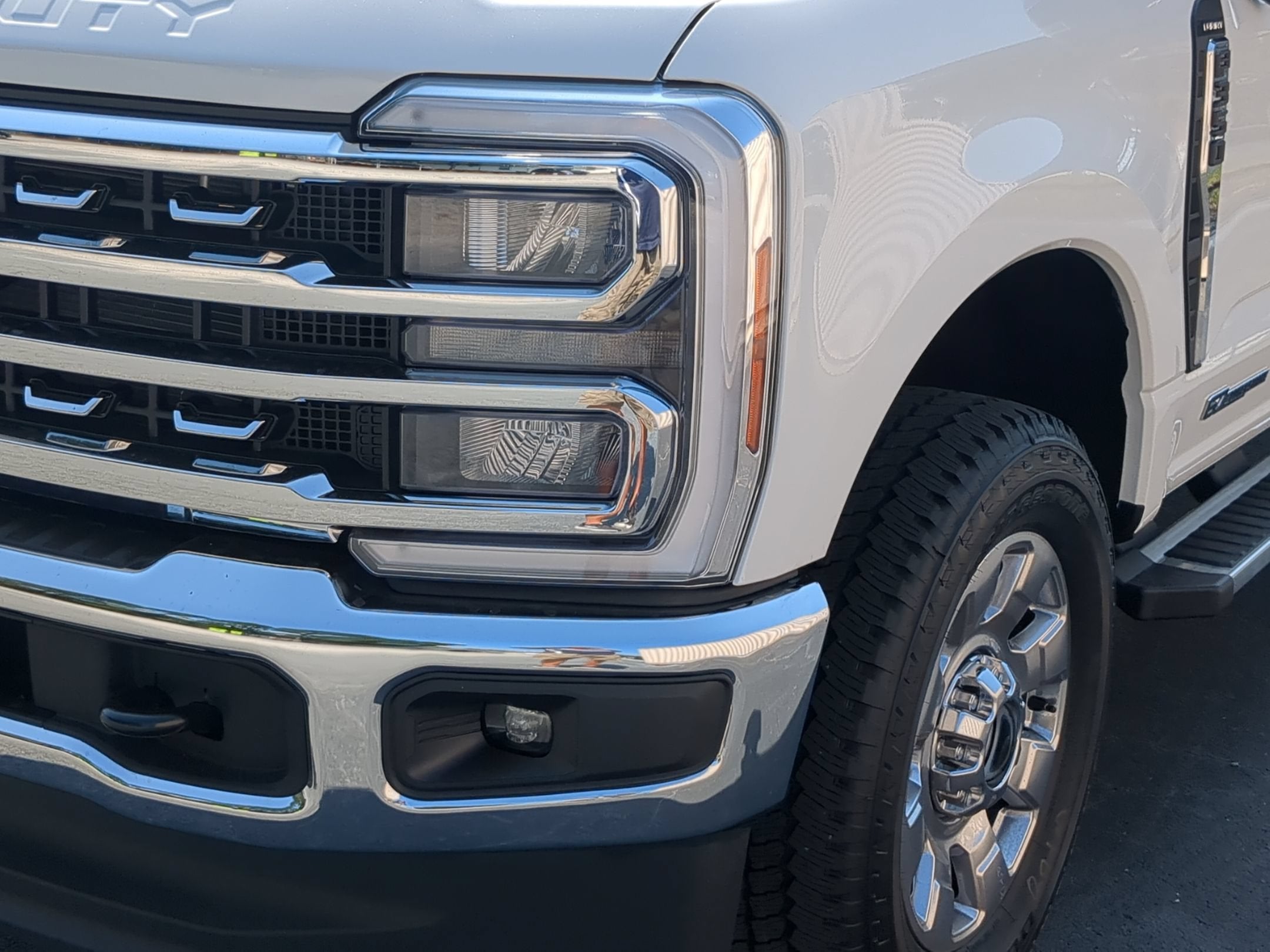2026 Ford Super Duty F-350 SRW LARIAT