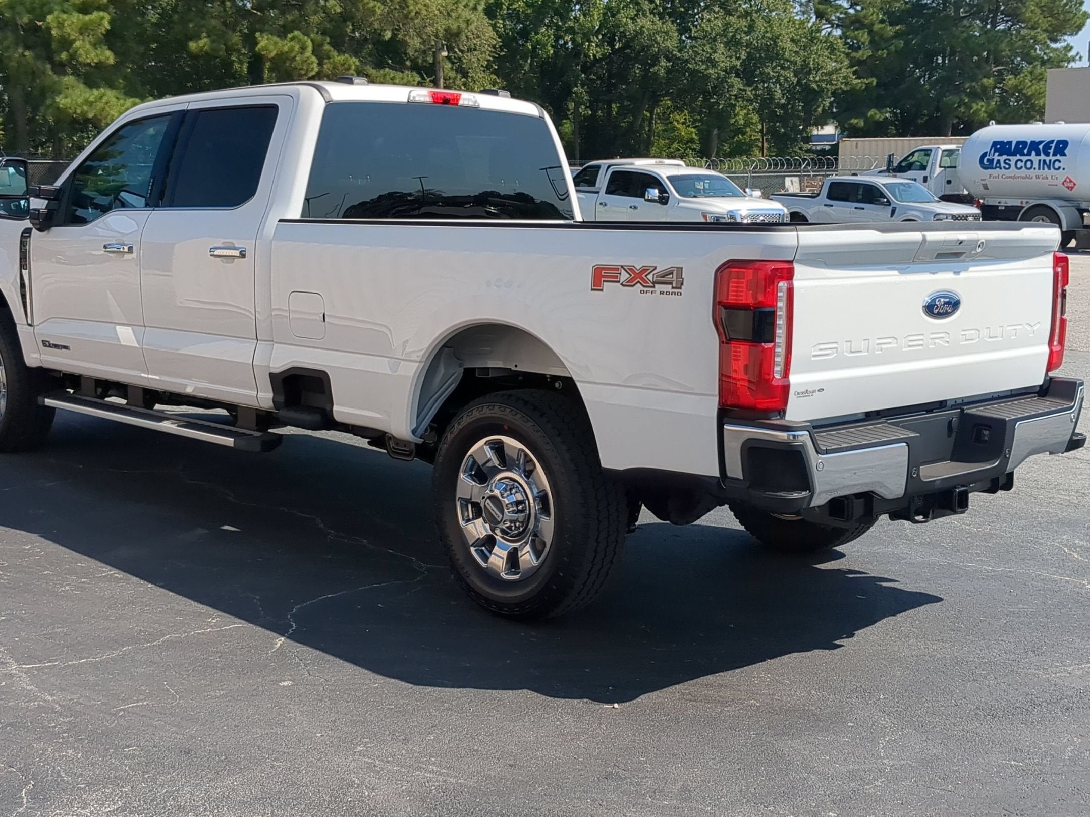 2026 Ford Super Duty F-350 SRW LARIAT