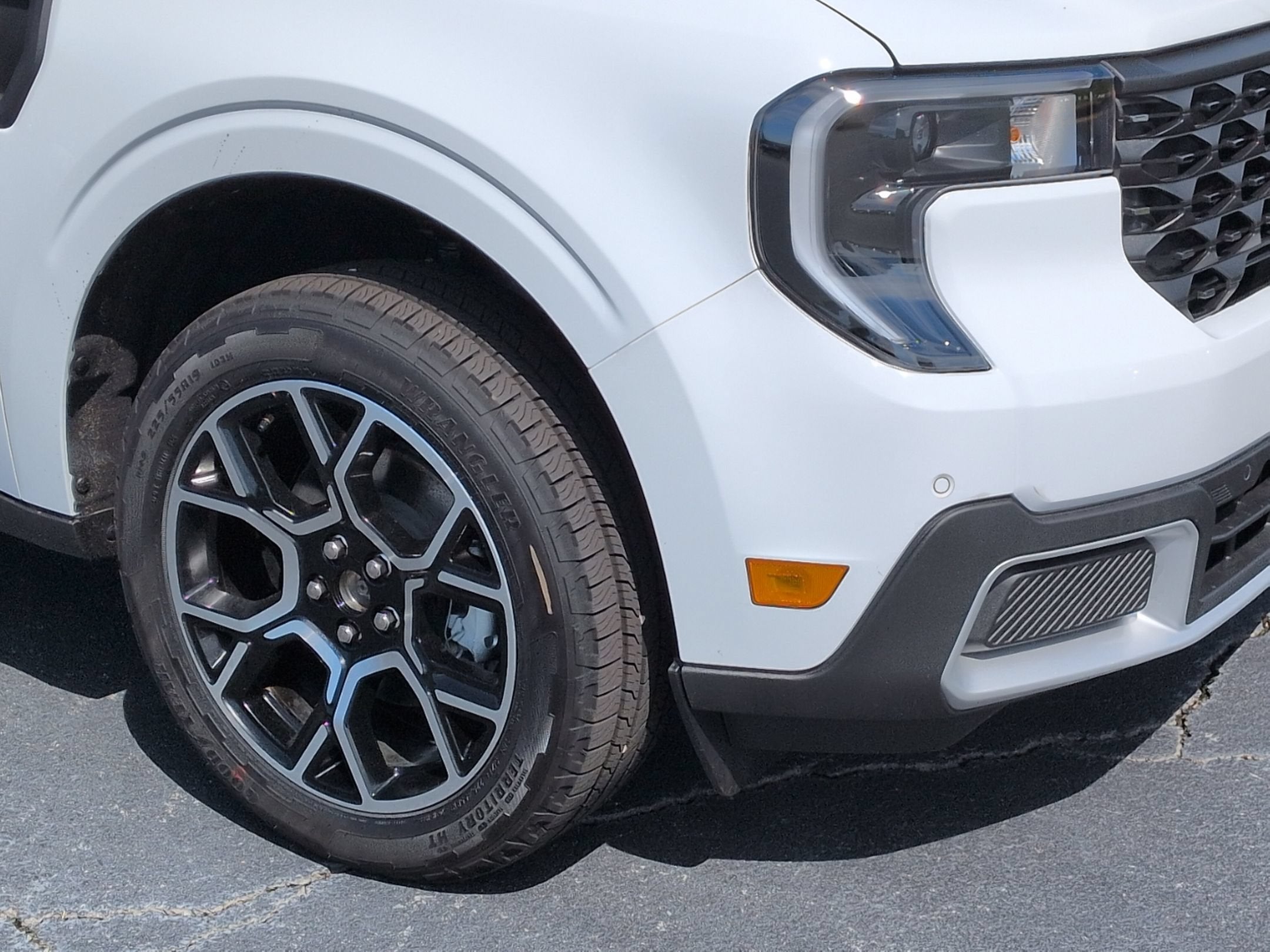 2026 Ford Maverick LARIAT